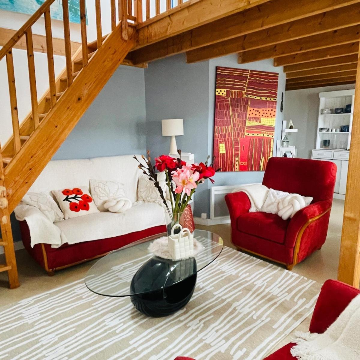 Apartment T4 Spacieux Au-dessus D'un Centre Equestre, Proche Bord De